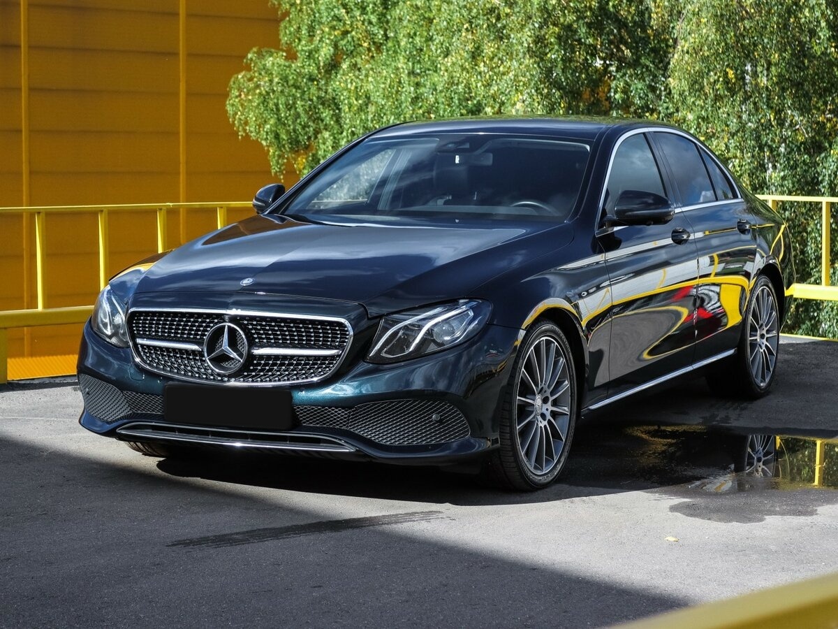 Купить Mercedes-Benz E-Класс 300 V (W213, S213, C238), 2017, 144 291 км, фото №1
