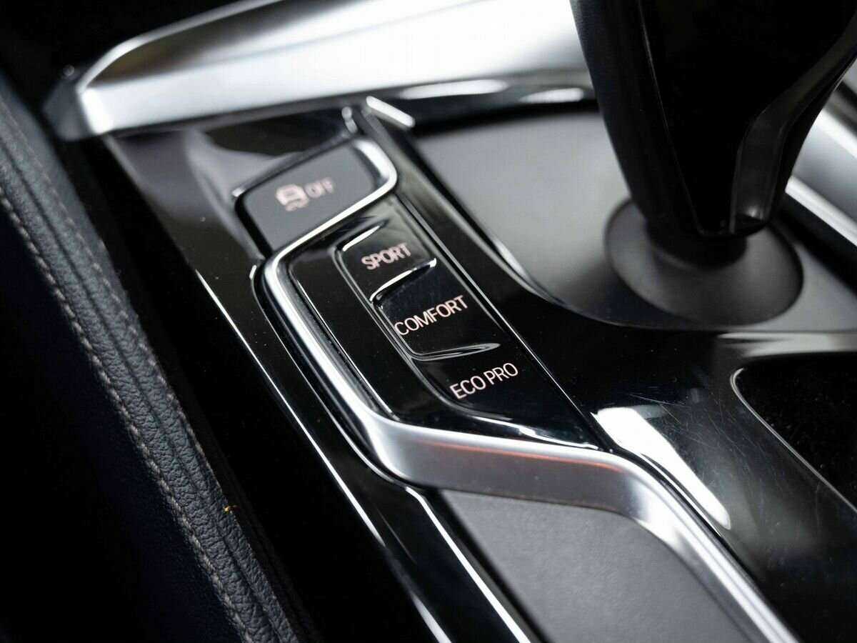 Купить BMW 5 серии 520d xDrive, 2017, 105 599 км, фото №27