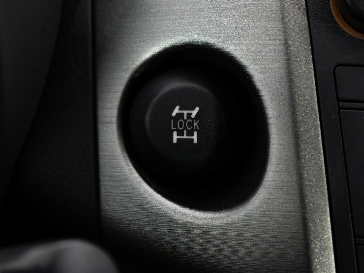 Купить Toyota RAV4 III (XA30) Рестайлинг, 2010, 131 084 км, фото №14