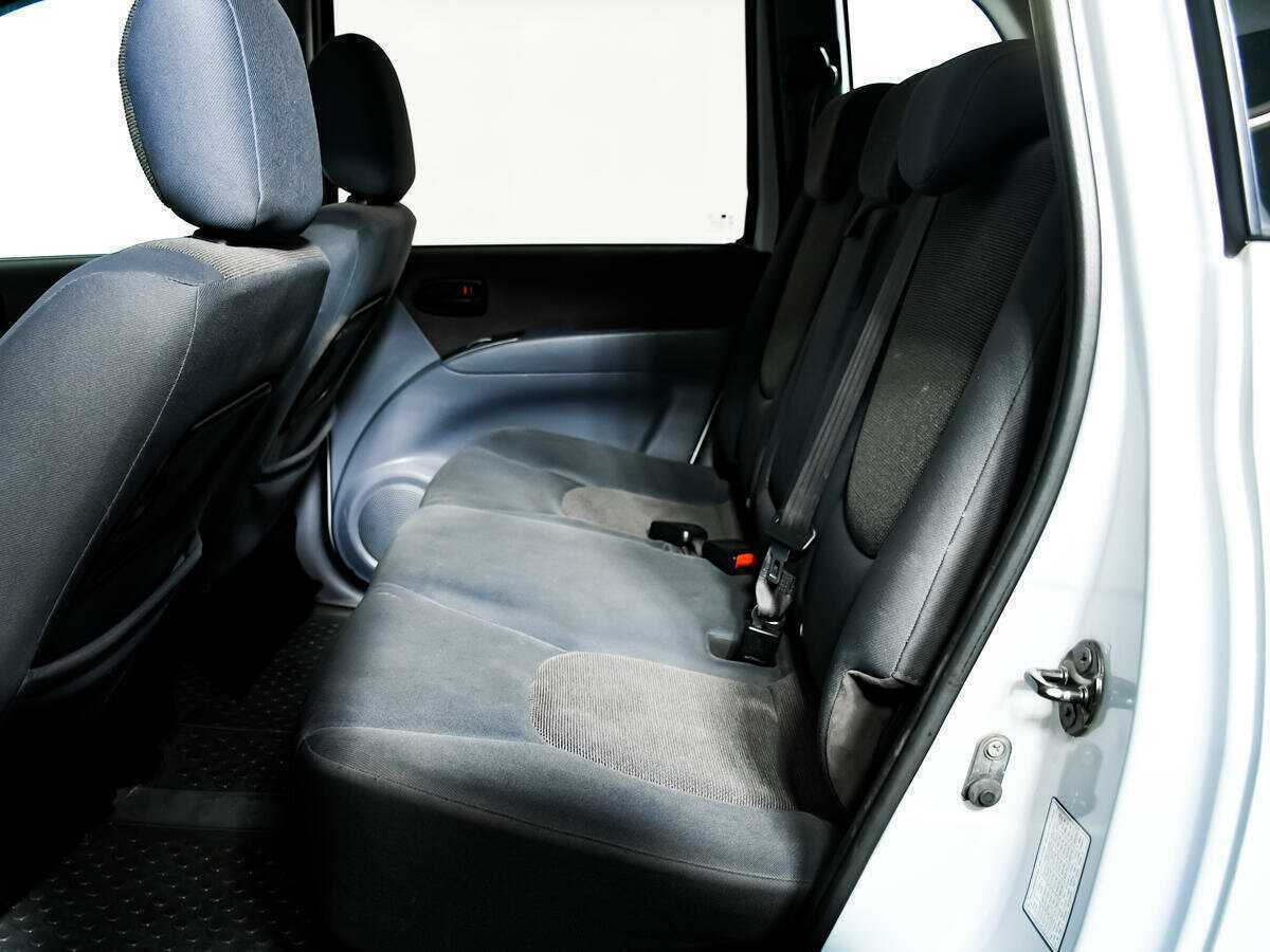 Купить Hyundai Matrix, 2005, 190 532 км, фото №9