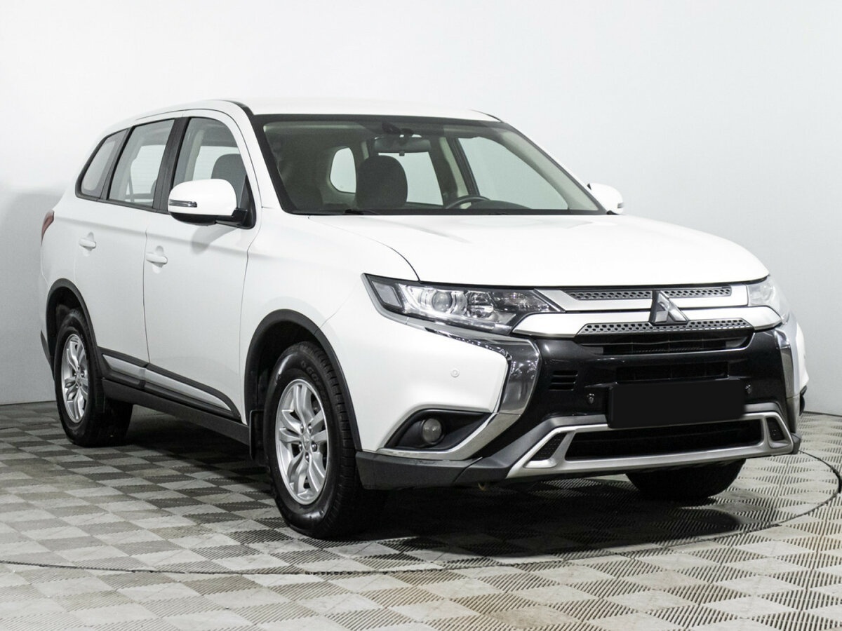 Купить Mitsubishi Outlander III Рестайлинг 3, 2019, 139 151 км, фото №3