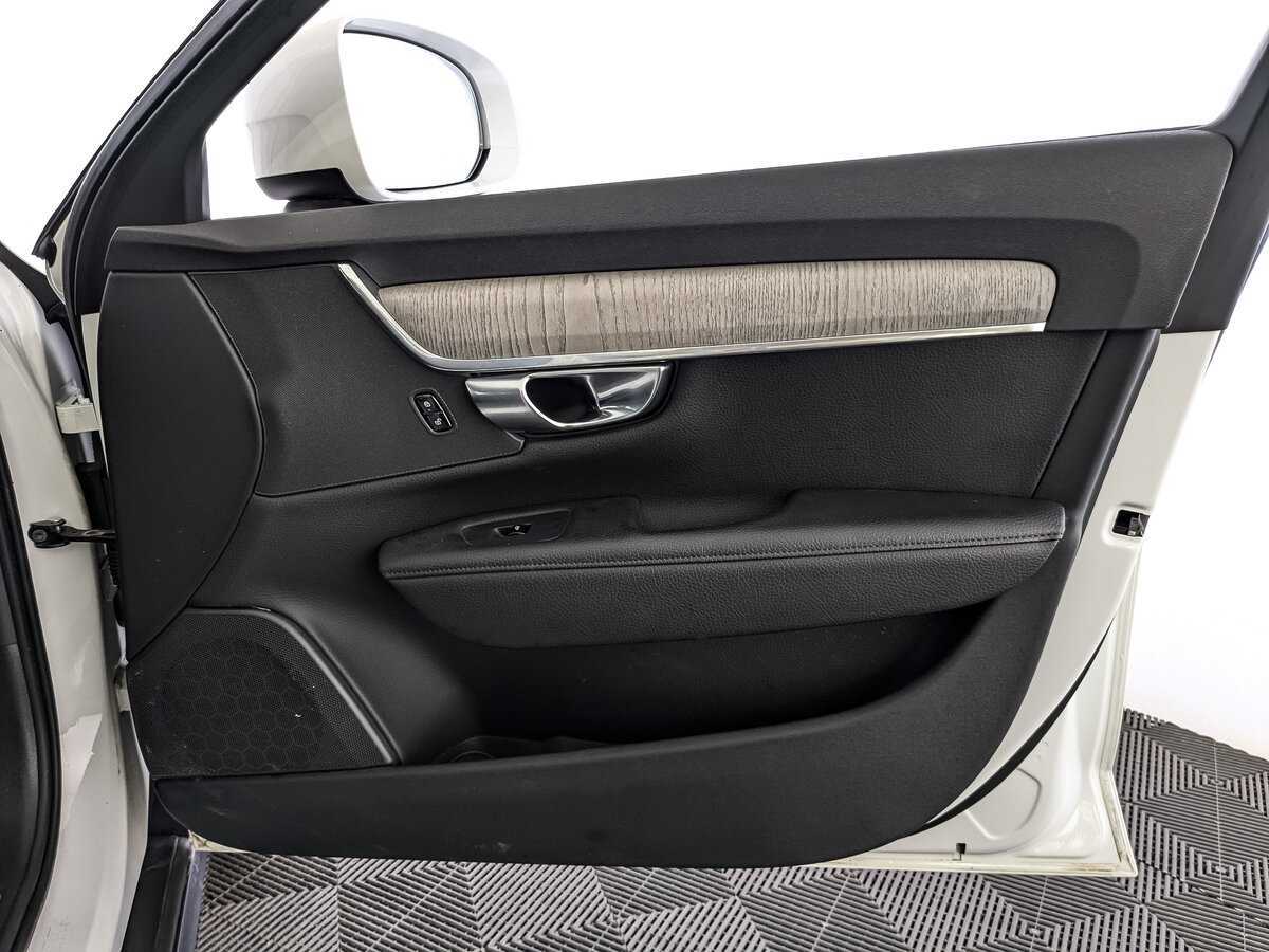 Купить Volvo V90 Cross Country, 2021, 82 423 км, фото №20