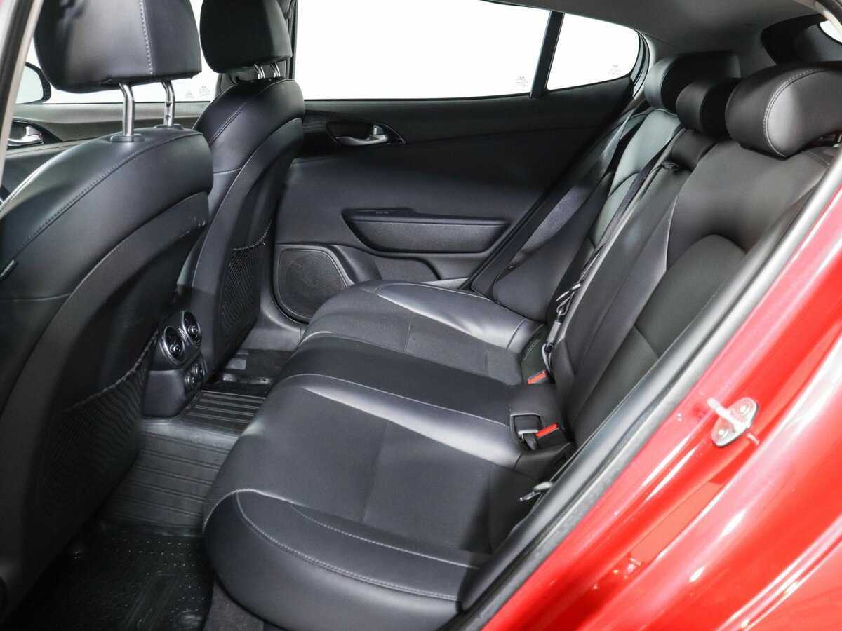 Купить Kia Stinger, 2018, 107 000 км, фото №8