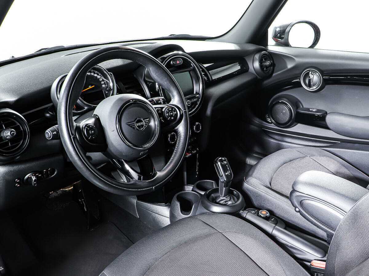 Купить Mini Hatch Cooper, 2021, 48 790 км, фото №12