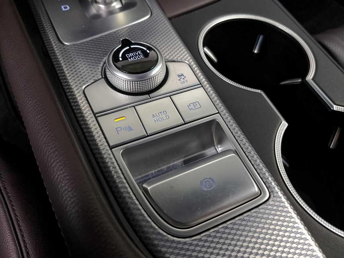 Купить Genesis G70, 2021, 50 677 км, фото №25