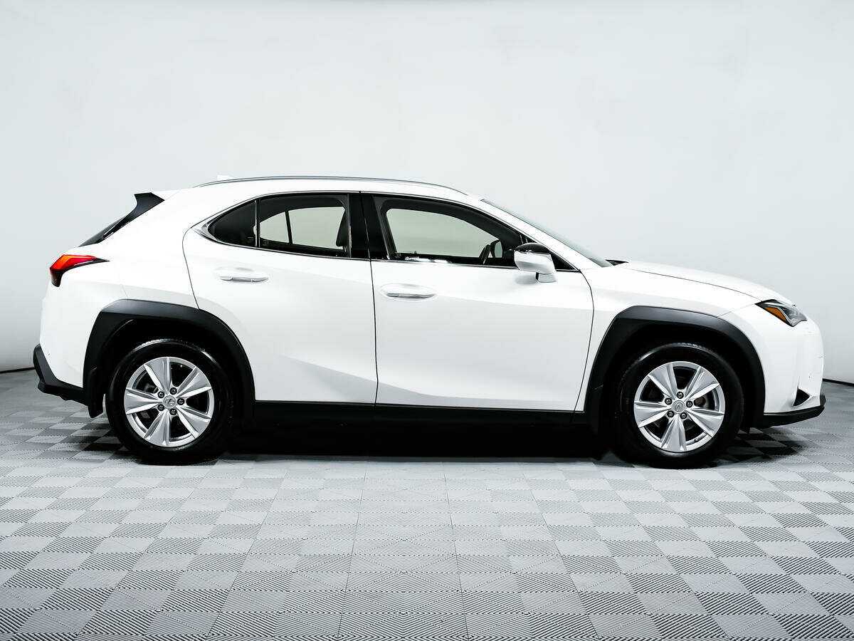 Купить Lexus UX 200, 2021, 115 000 км, фото №4