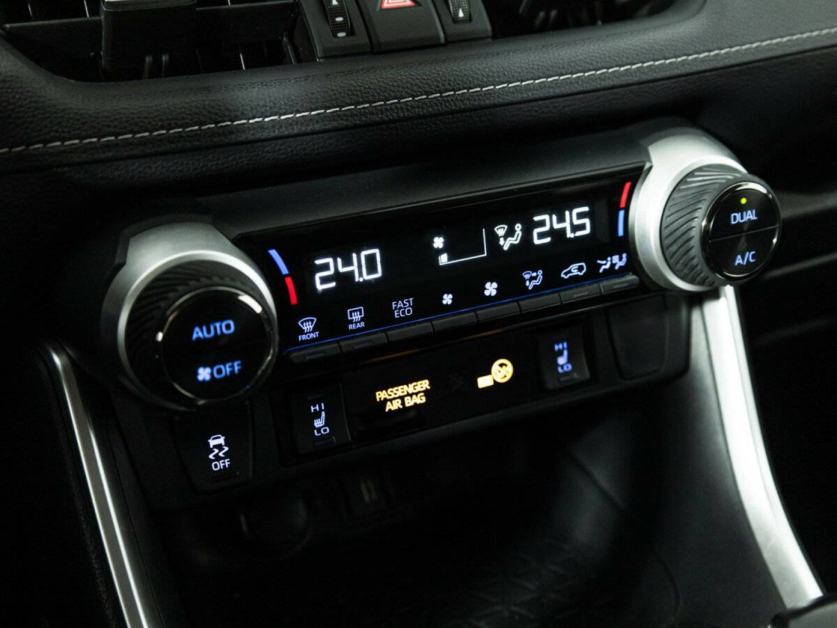 Купить Toyota RAV4 V (XA50), 2021, 61 790 км, фото №15