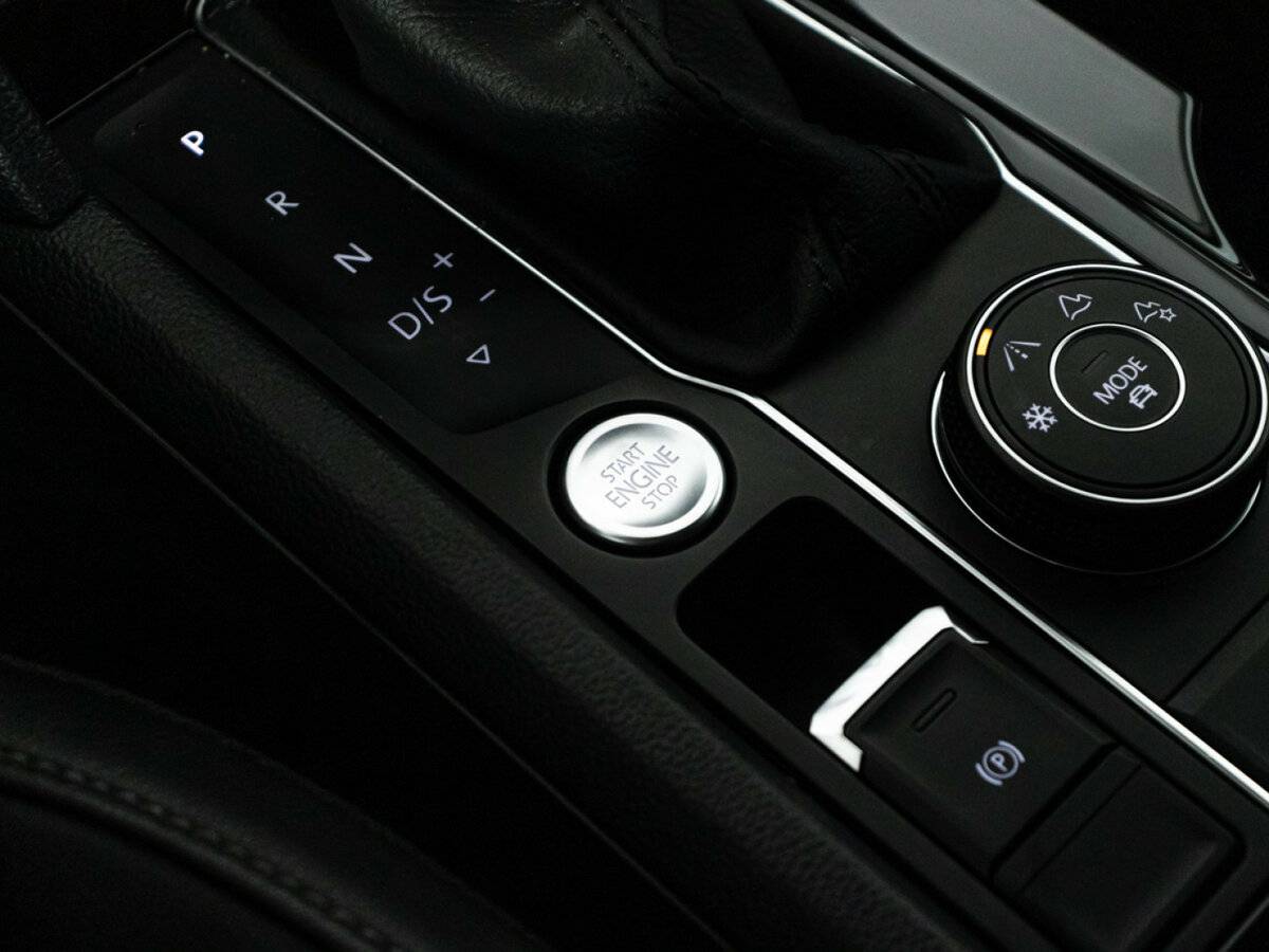 Купить Volkswagen Teramont I, 2018, 181 924 км, фото №17