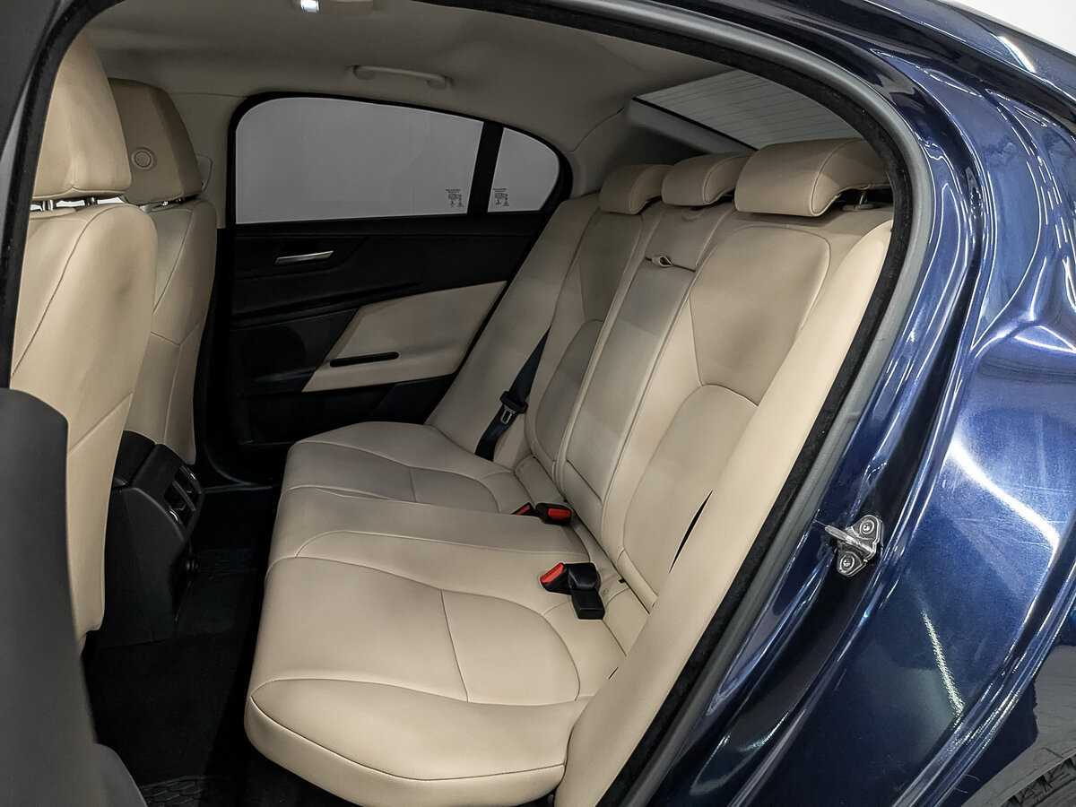 Купить Jaguar XE, 2017, 84 021 км, фото №15