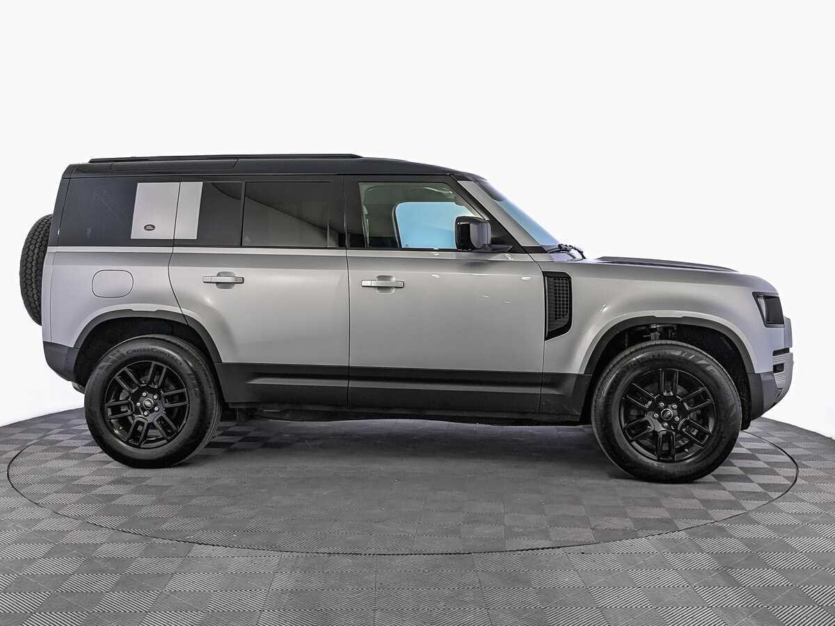 Купить Land Rover Defender 110, 2021, 66 030 км, фото №4