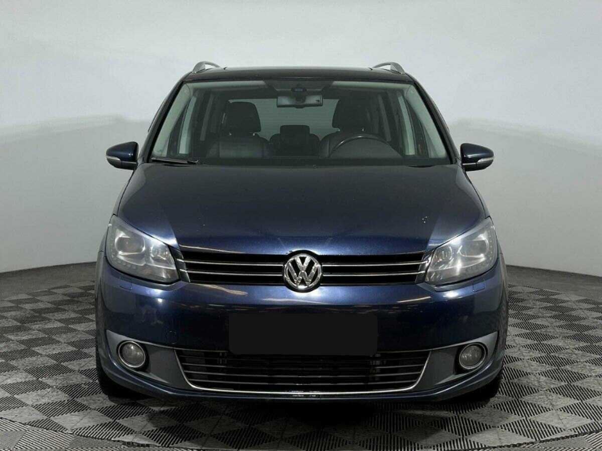Купить Volkswagen Touran, 2012, 151 846 км, фото №2