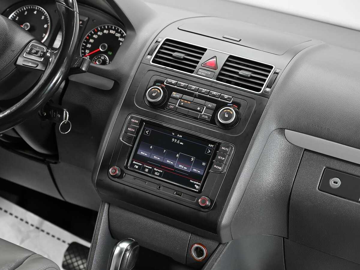 Купить Volkswagen Touran, 2012, 158 000 км, фото №10