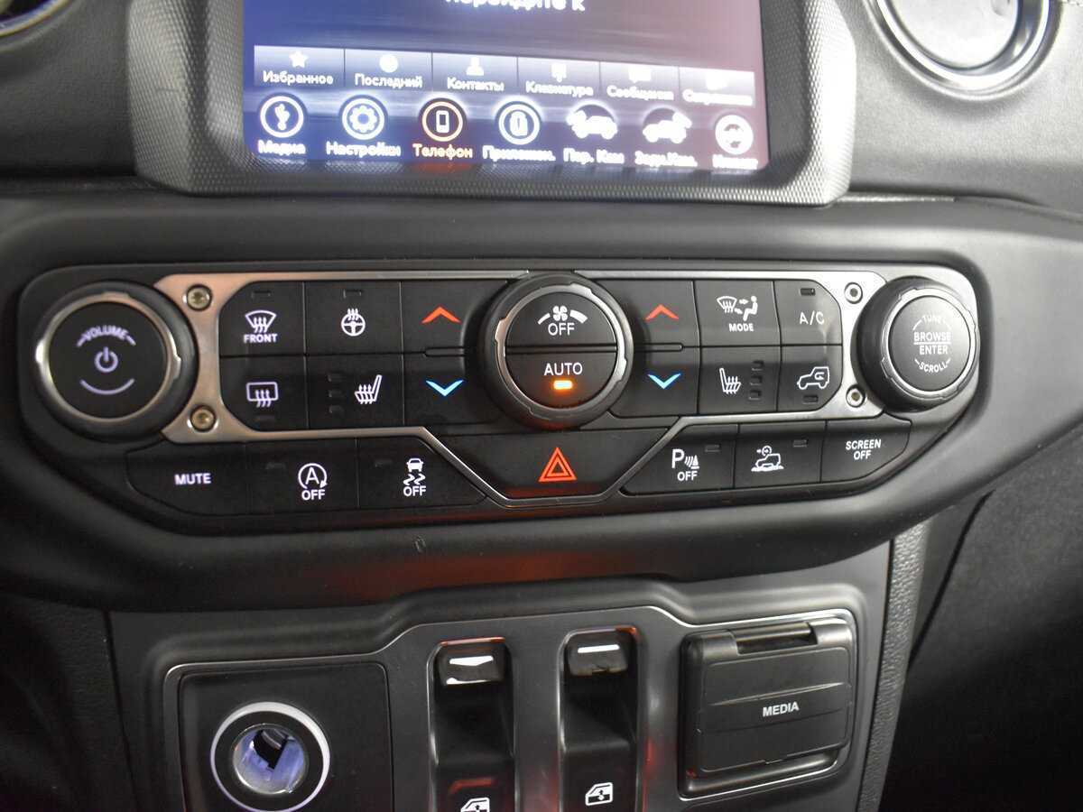 Купить Jeep Wrangler, 2021, 118 000 км, фото №19