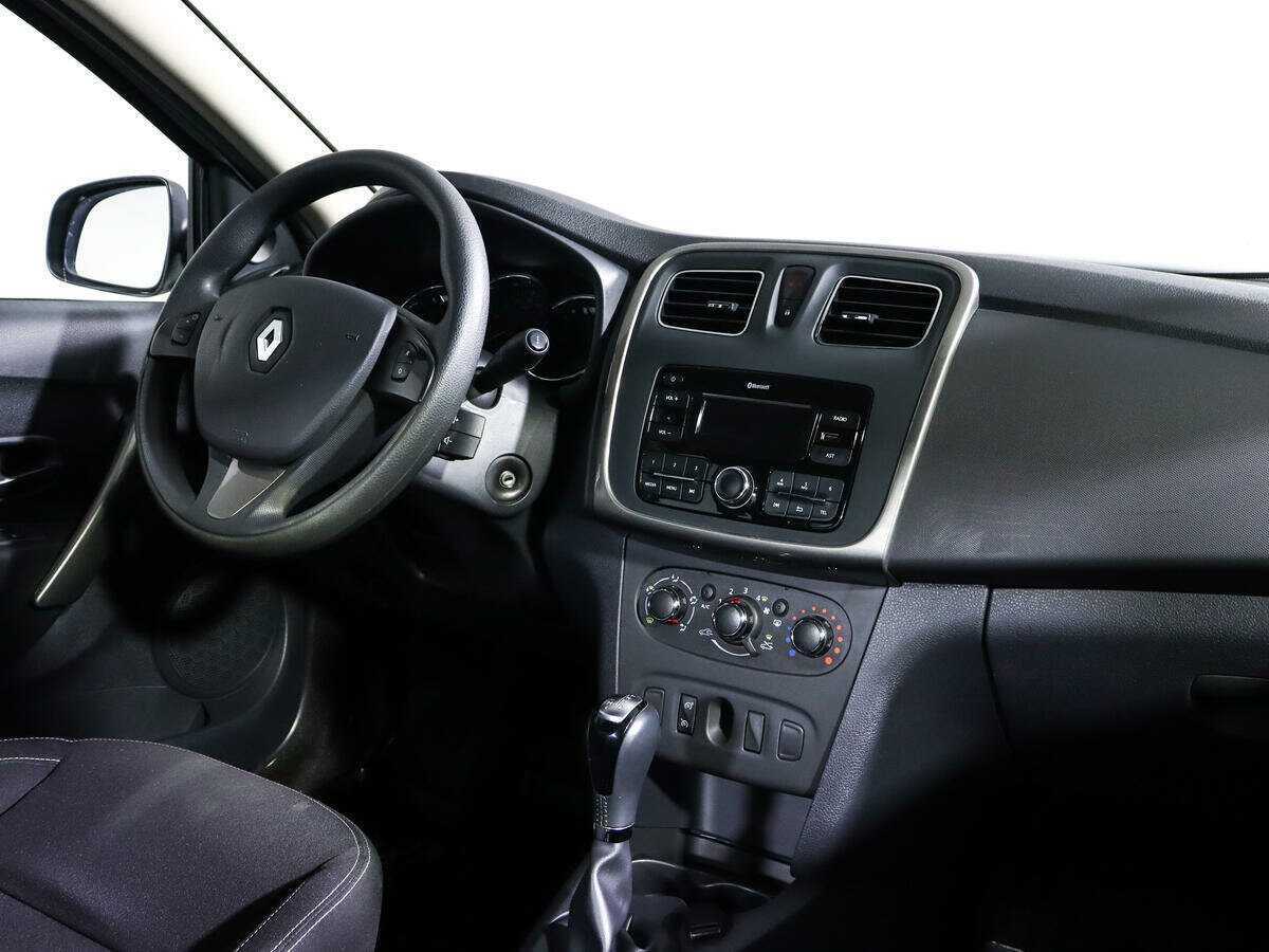 Купить Renault Logan, 2017, 68 755 км, фото №9