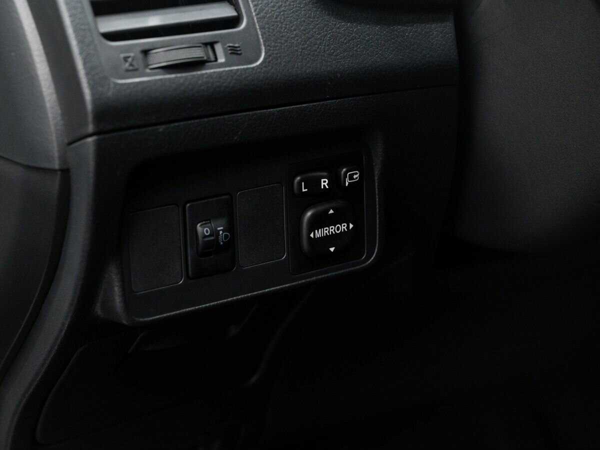 Купить Toyota Corolla, 2011, 177 530 км, фото №17