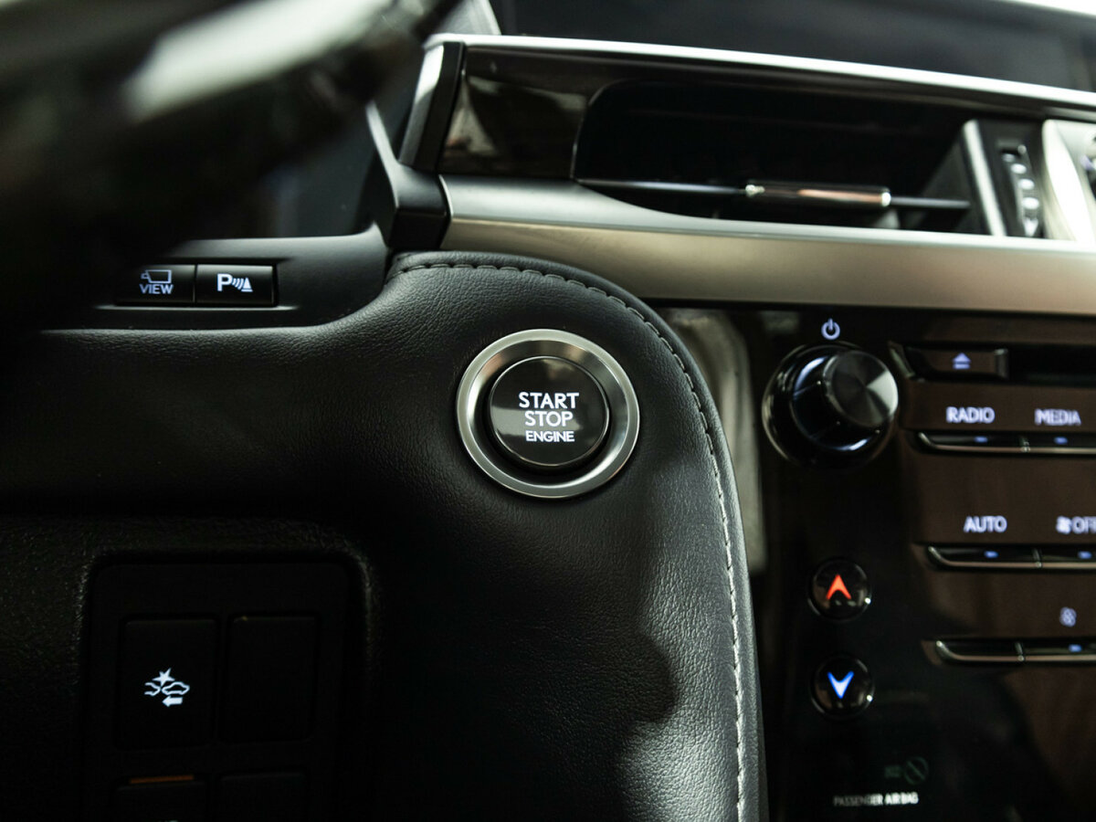 Купить Lexus LX 570 III Рестайлинг 2, 2020, 119 540 км, фото №26
