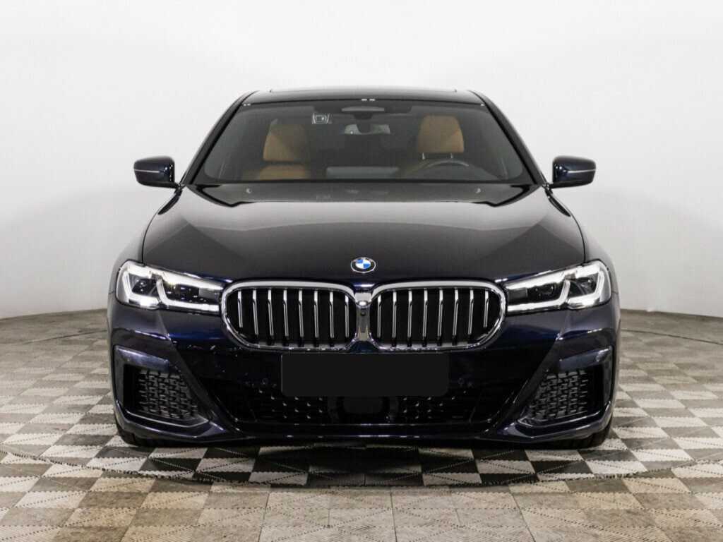 Купить BMW 5 серии 520i, 2023, 11 939 км, фото №2