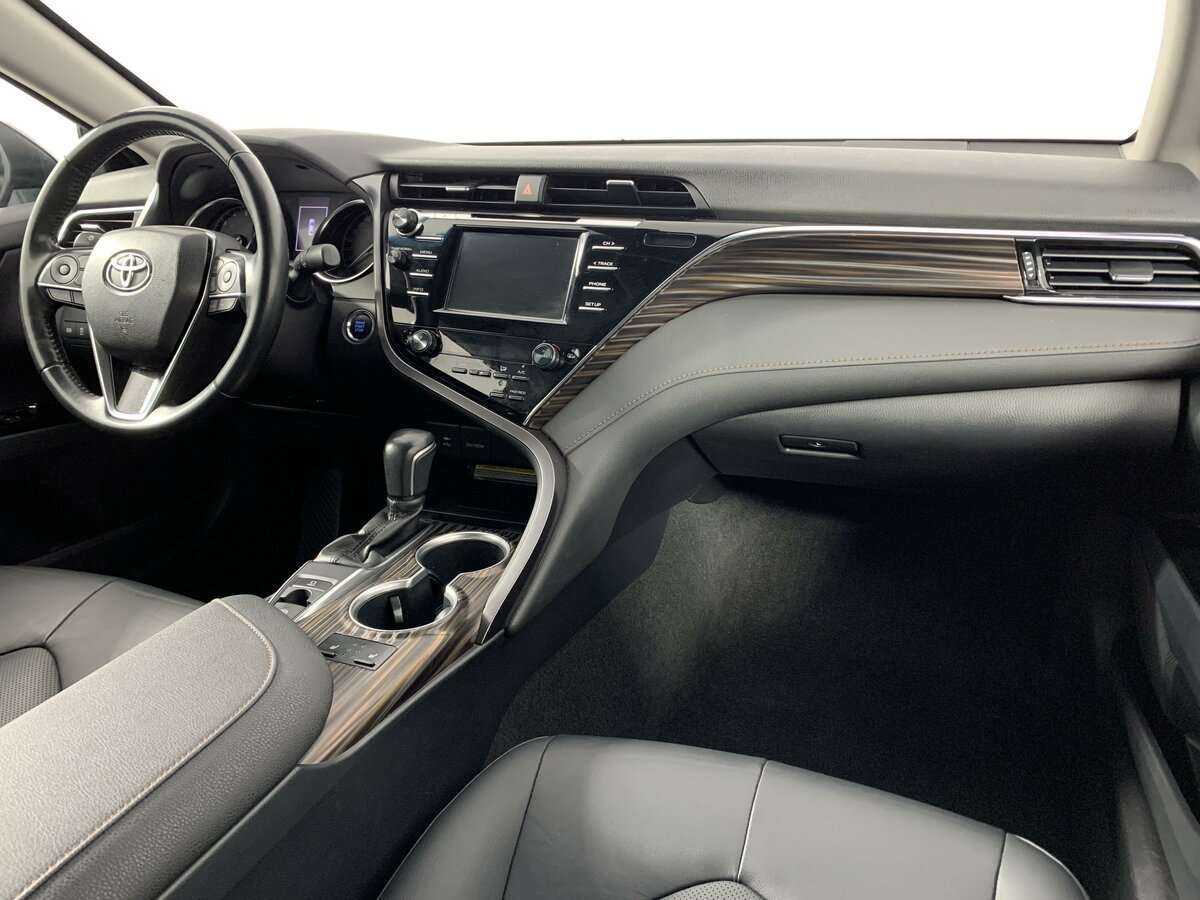 Купить Toyota Camry, 2019, 132 745 км, фото №9