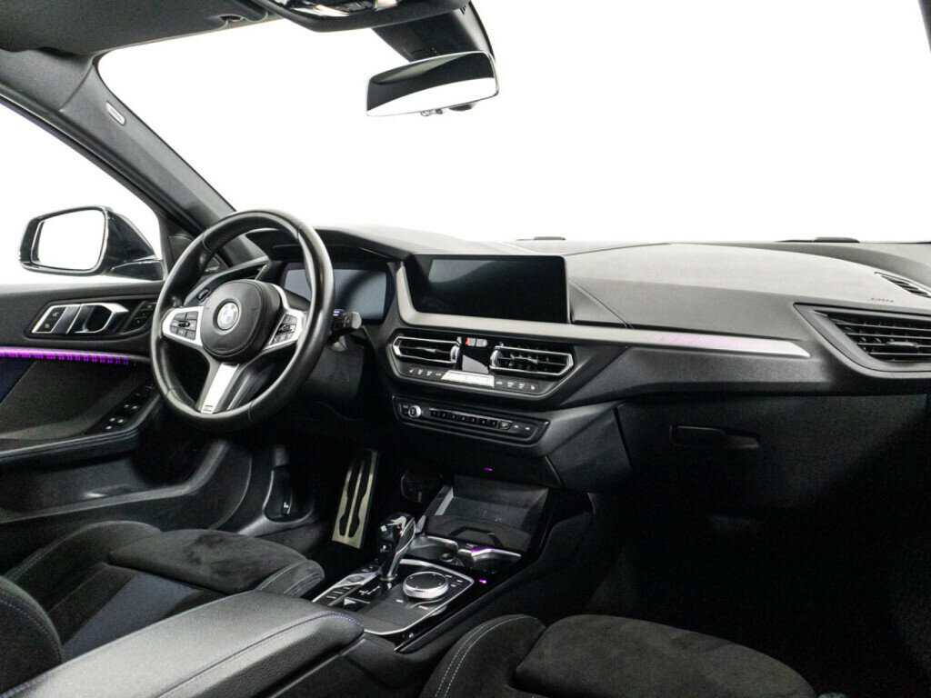 Купить BMW 1 серии M135i xDrive, 2019, 64 076 км, фото №9