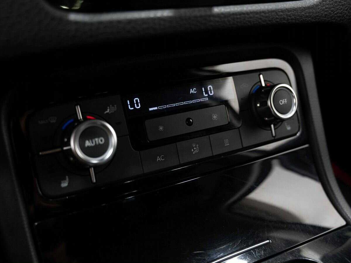 Купить Volkswagen Touareg, 2010, 245 274 км, фото №24