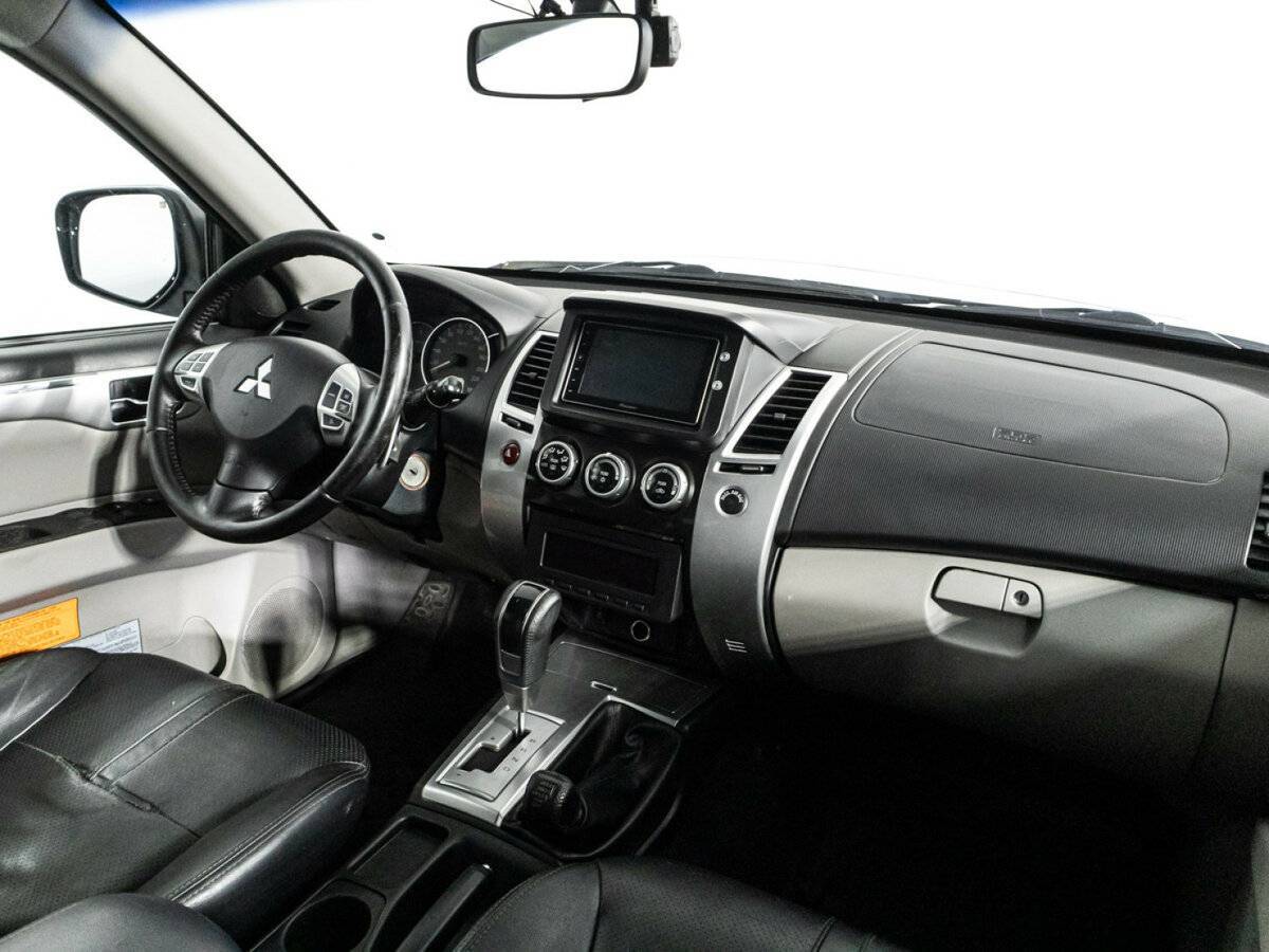 Купить Mitsubishi Pajero Sport, 2012, 291 000 км, фото №9