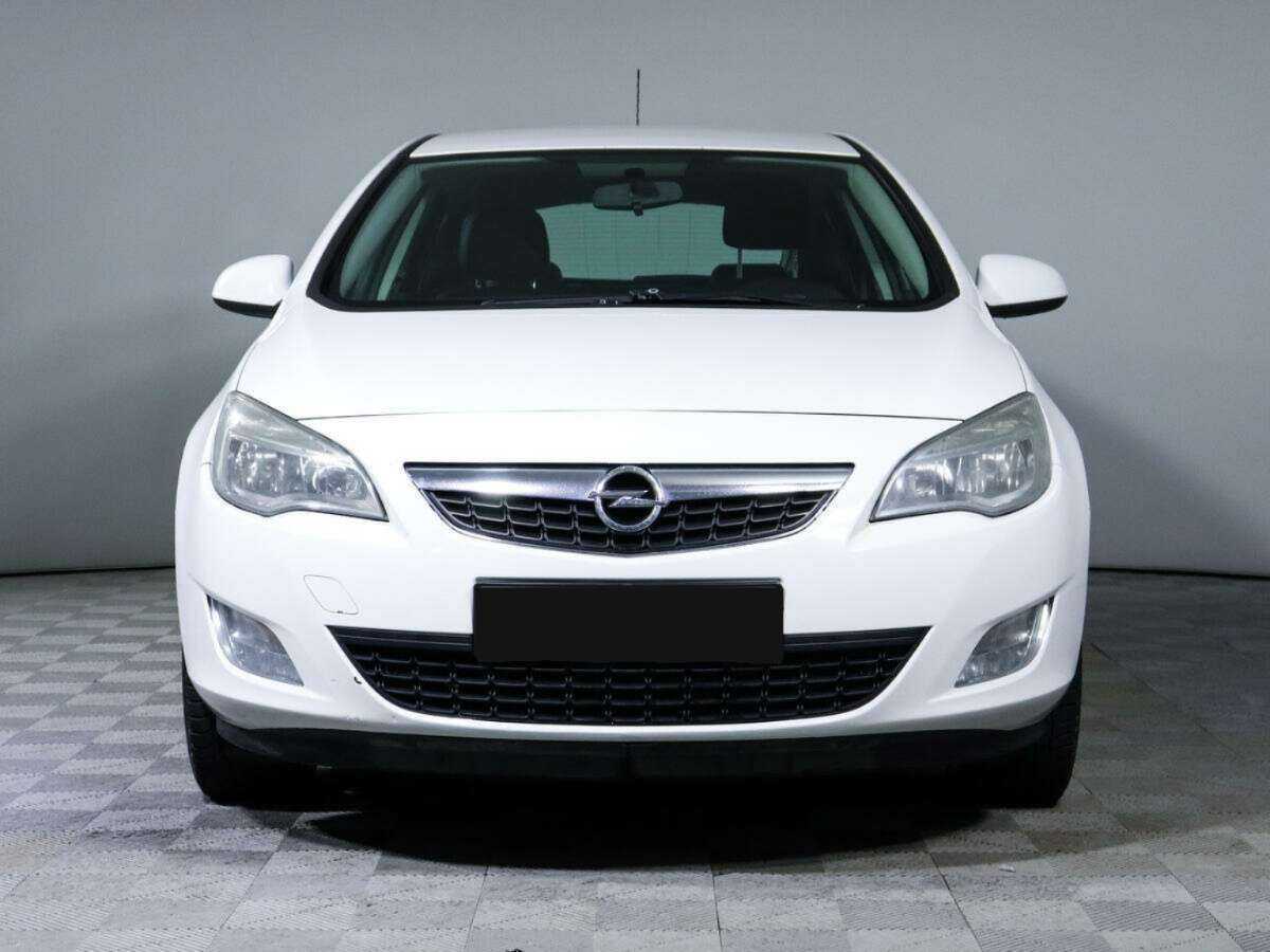 Купить Opel Astra, 2012, 160 000 км, фото №2
