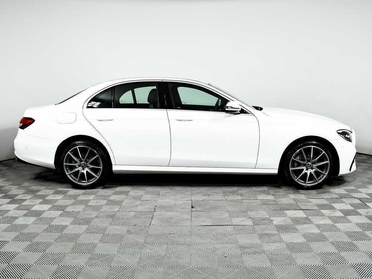 Купить Mercedes-Benz E-Класс 200, 2022, 10 264 км, фото №4
