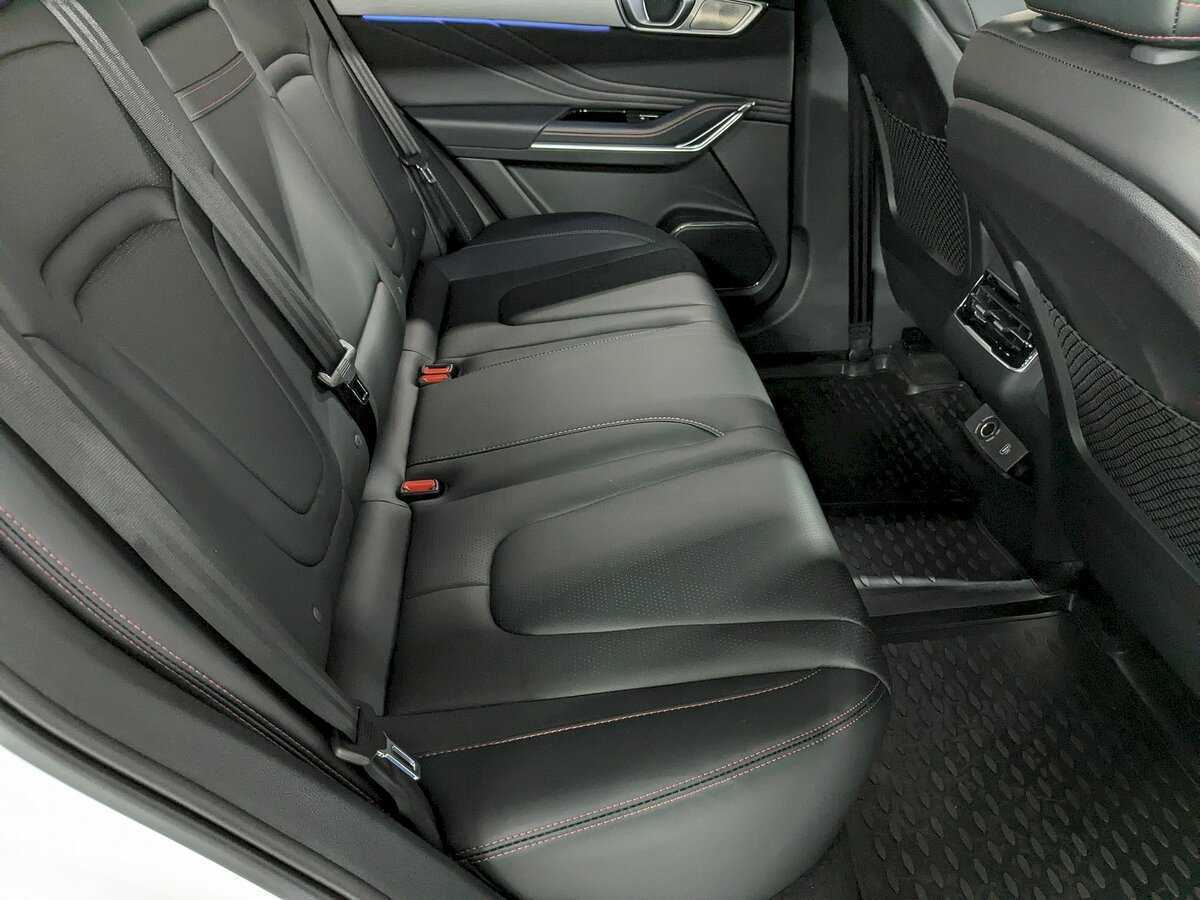 Купить FAW Bestune T99, 2023, 50 км, фото №21