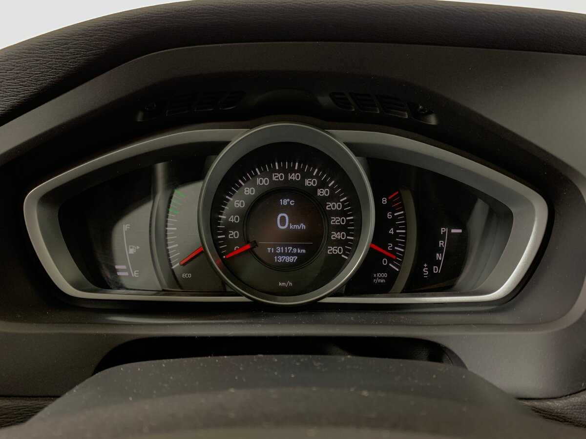 Купить Volvo V40 Cross Country, 2017, 137 895 км, фото №15