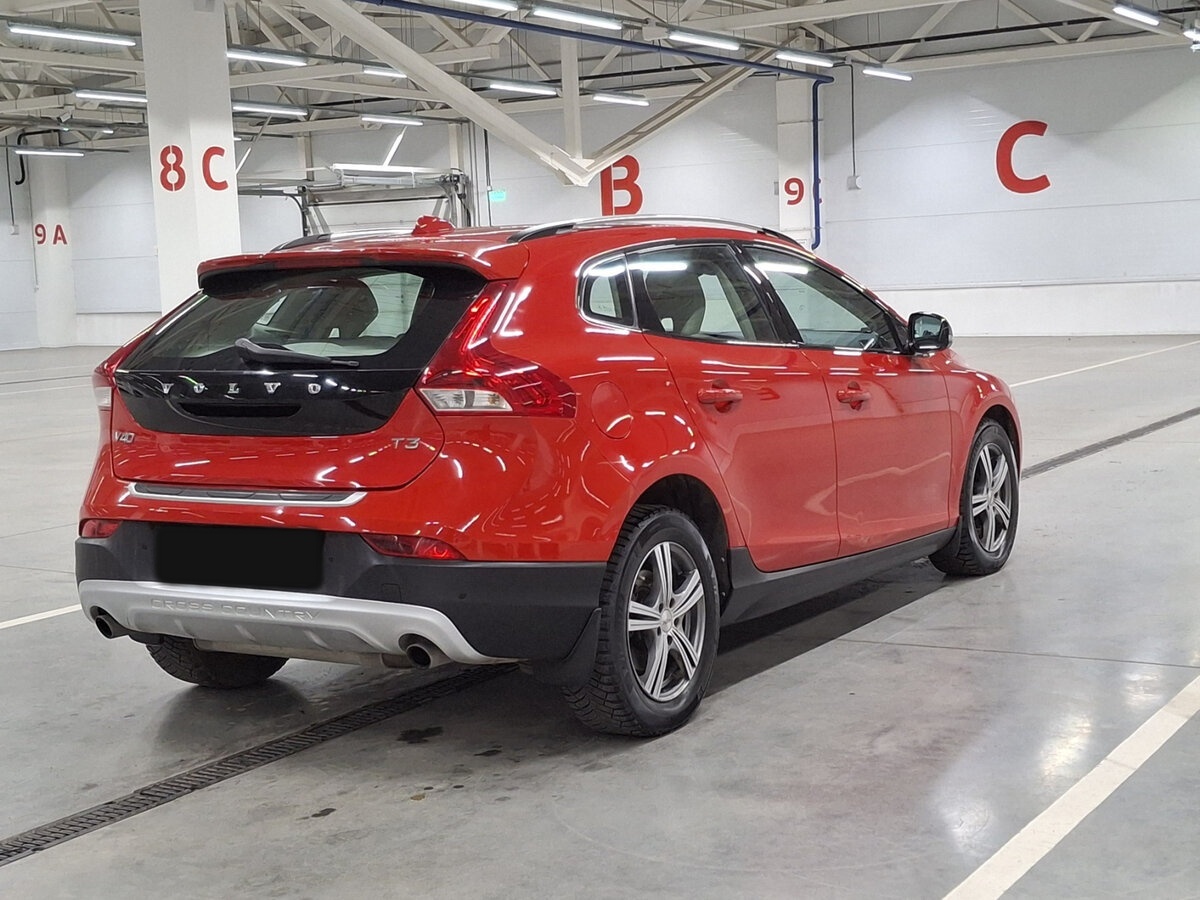 Купить Volvo V40 Cross Country I Рестайлинг, 2017, 133 679 км, фото №5