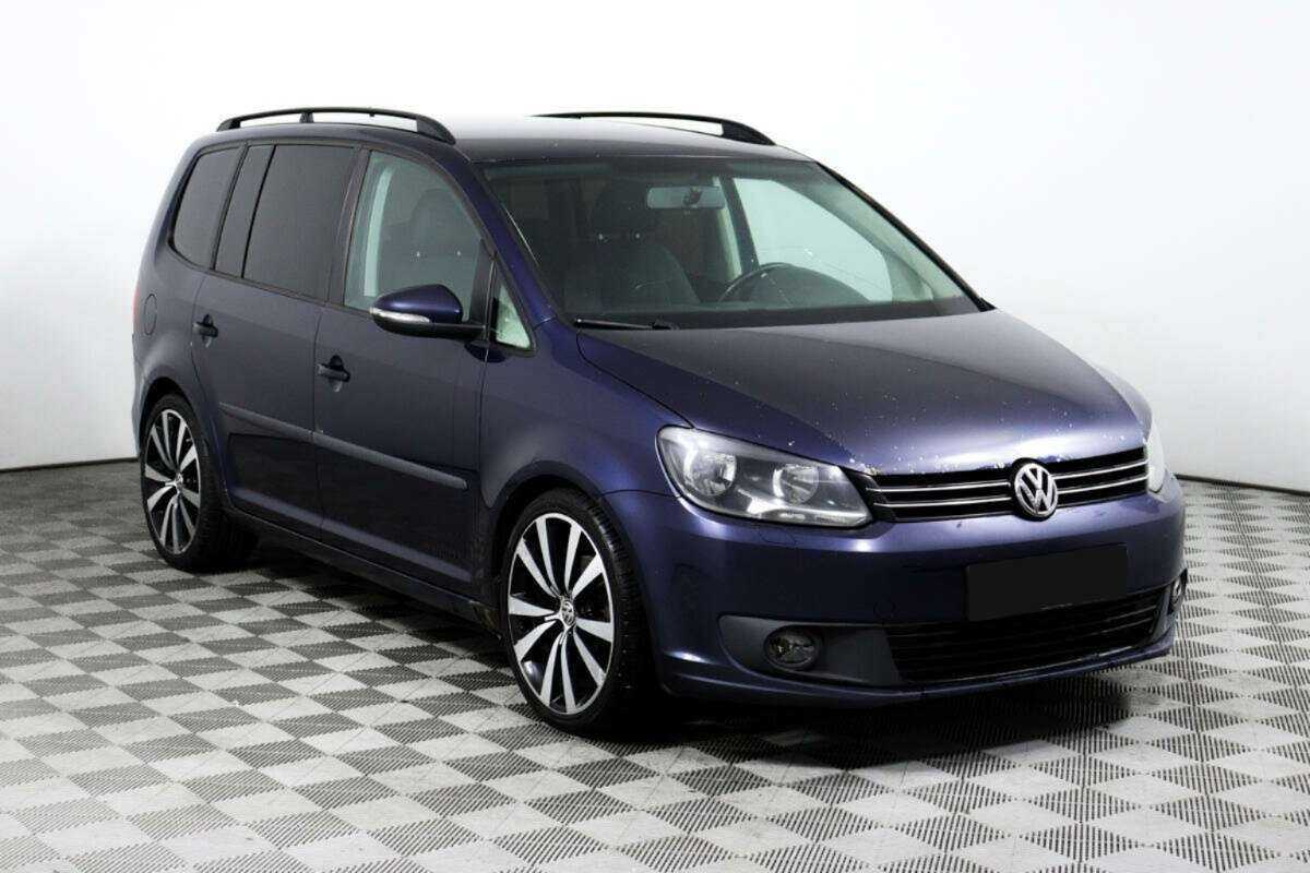 Купить Volkswagen Touran, 2012, 326 100 км, фото №3