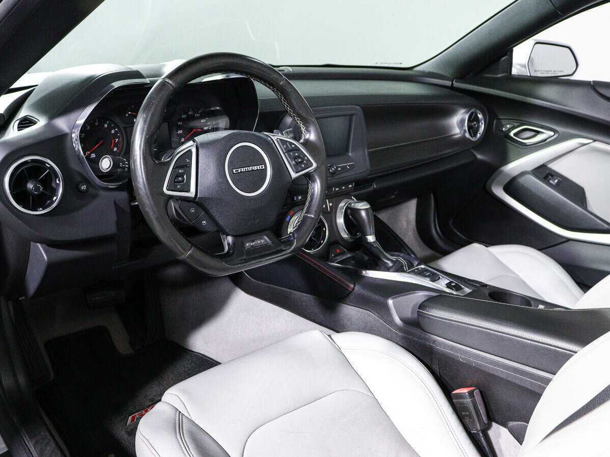 Купить Chevrolet Camaro, 2016, 130 500 км, фото №19
