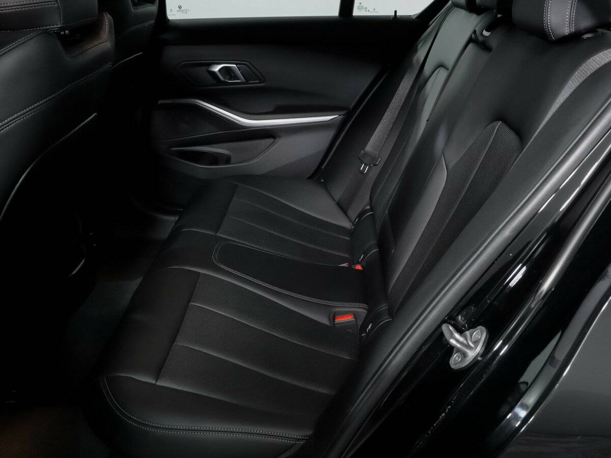 Купить BMW 3 серии 330i VII (G2x) Рестайлинг, 2023, 11 030 км, фото №8
