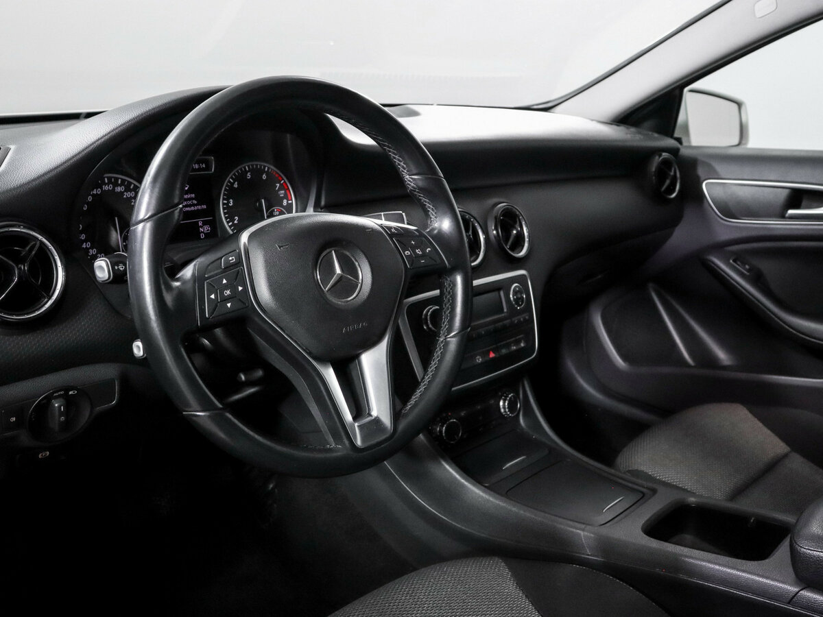 Купить Mercedes-Benz A-Класс 180 III (W176), 2014, 120 515 км, фото №11