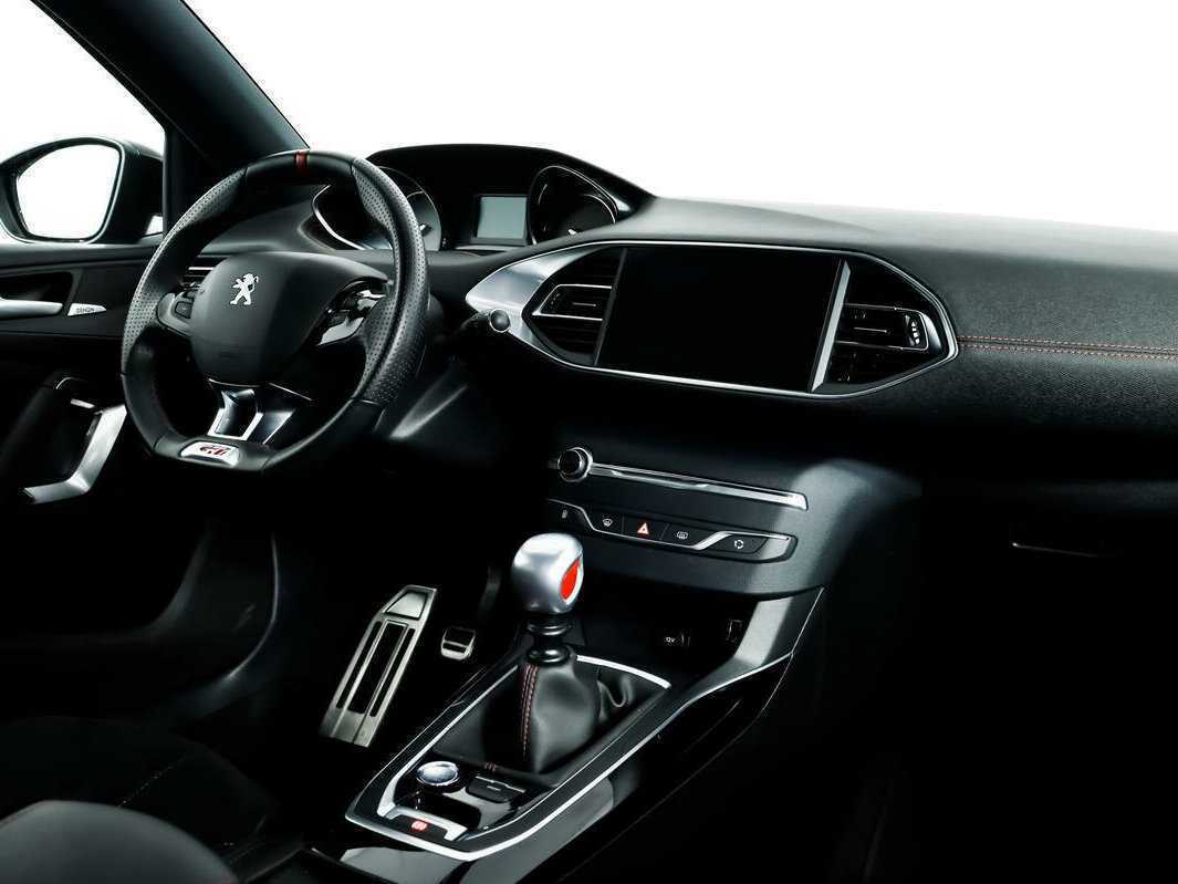 Купить Peugeot 308 GTi, 2019, 67 474 км, фото №9
