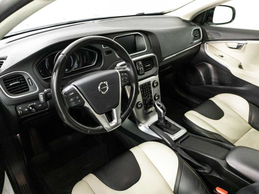 Купить Volvo V40 Cross Country, 2019, 68 202 км, фото №11
