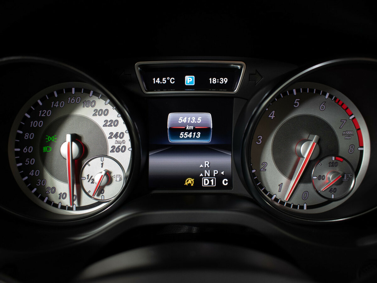 Купить Mercedes-Benz GLA 250 I (X156), 2016, 55 410 км, фото №13