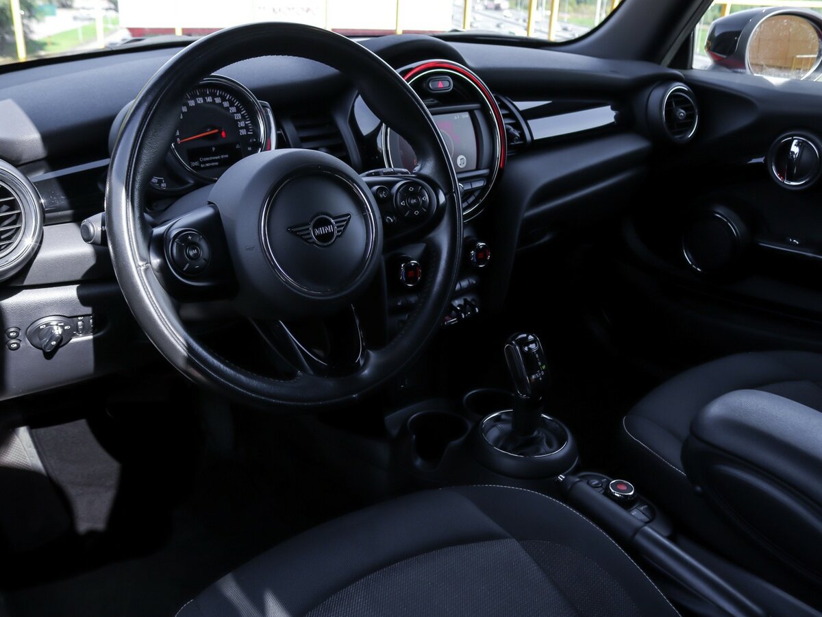 Купить Mini Hatch Cooper III (F55/F56) Рестайлинг, 2021, 62 544 км, фото №11