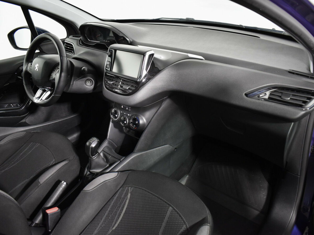 Купить Peugeot 208 I, 2013, 272 500 км, фото №12