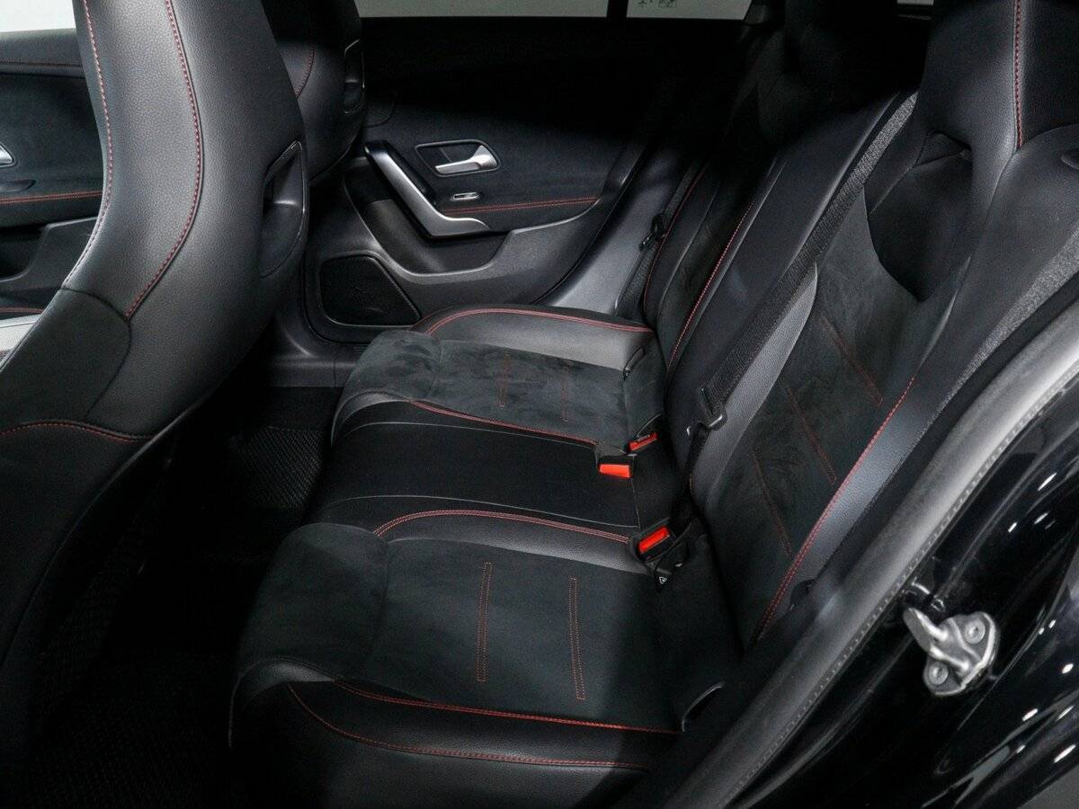 Купить Mercedes-Benz CLA 200, 2019, 31 090 км, фото №8