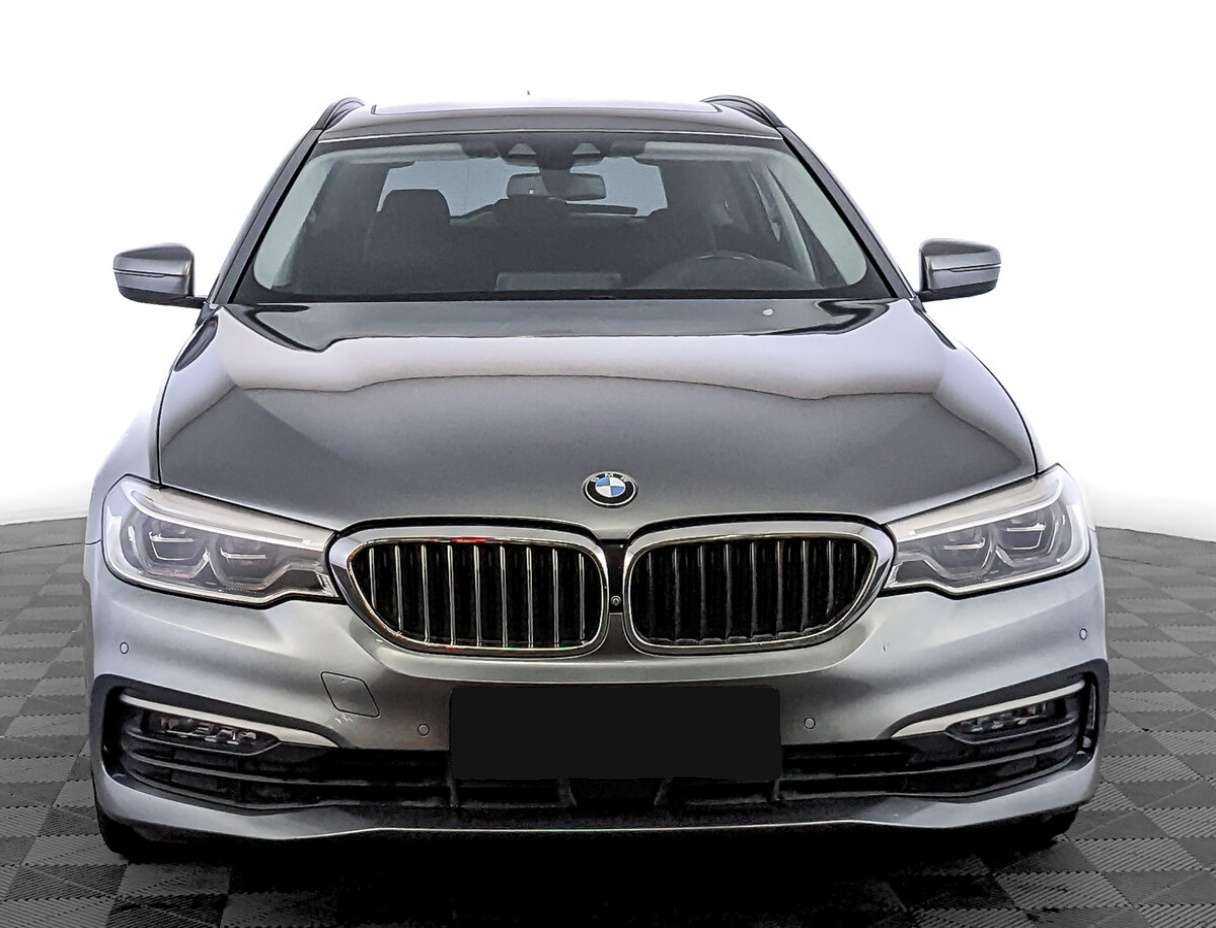 Купить BMW 5 серии 530d xDrive, 2019, 108 817 км, фото №2