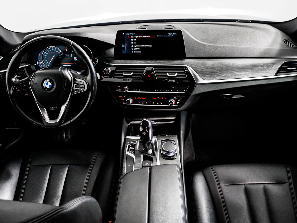 Купить BMW 5 серии 520d xDrive VII (G30/G31/G38), 2017, 93 315 км, фото №11