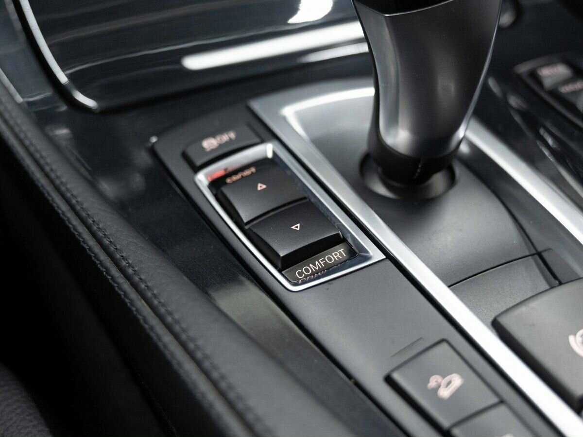 Купить BMW 5 серии 528i xDrive, 2012, 194 204 км, фото №20