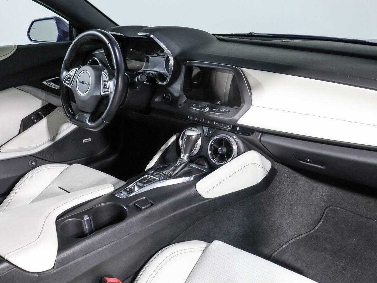Купить Chevrolet Camaro SS, 2020, 37 248 км, фото №7