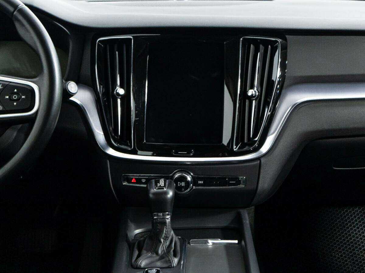 Купить Volvo V60, 2018, 223 990 км, фото №14