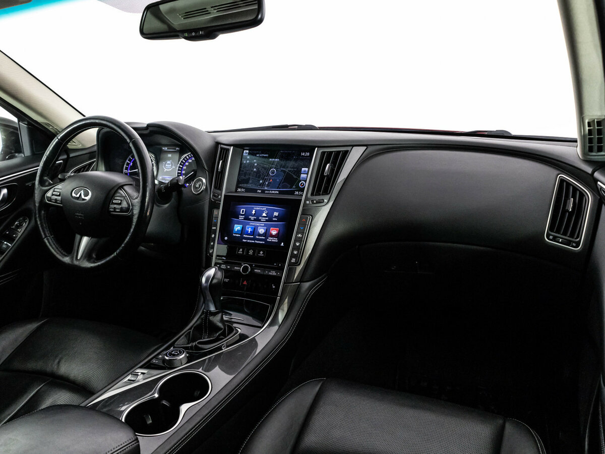 Купить Infiniti Q50 I, 2016, 170 420 км, фото №9