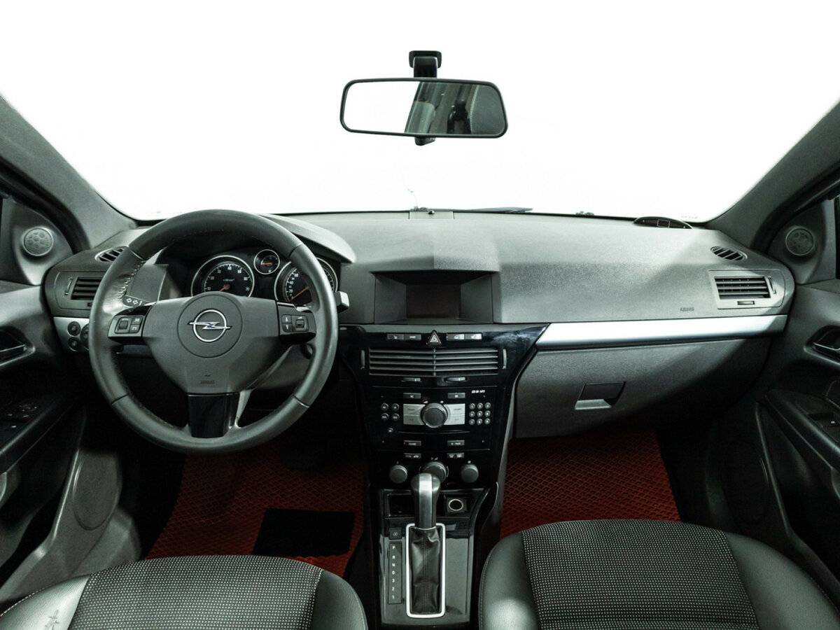 Купить Opel Astra GTC H Рестайлинг, 2010, 214 922 км, фото №13