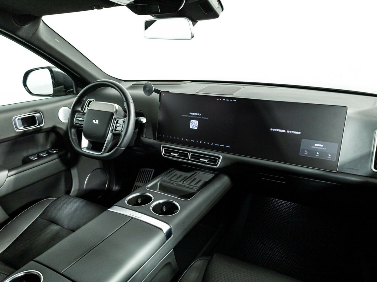 Купить Li Auto (Lixiang) L9 52.3 kWh I Рестайлинг, 2024, 31 010 км, фото №7