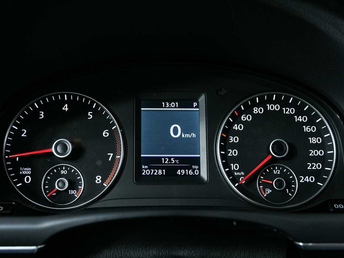 Купить Volkswagen Touran, 2012, 207 074 км, фото №10