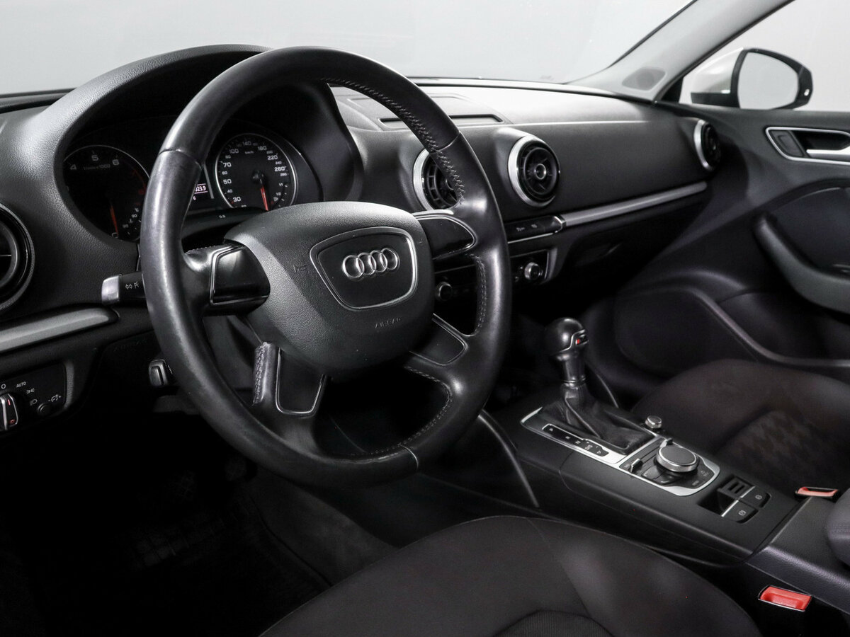 Купить Audi A3 Sportback III (8V), 2013, 221 287 км, фото №12
